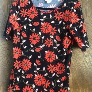 LulaRoe Randy shirt